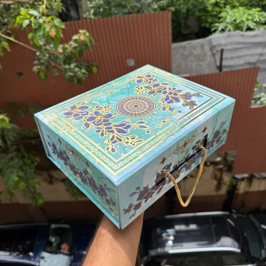 Bespoke Collapsible Hamper Boxes With Gold Foiling Detail and Handle