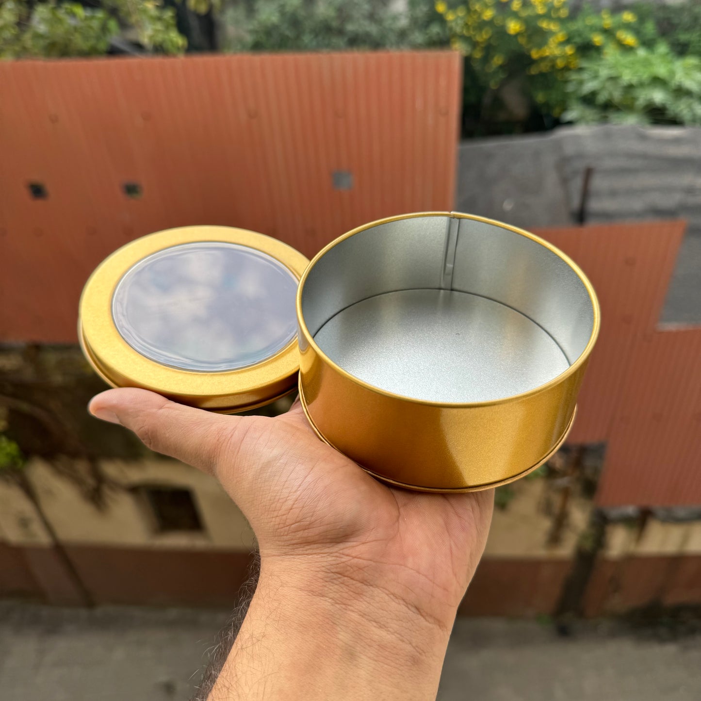 Gold Round Dream Tin With Window