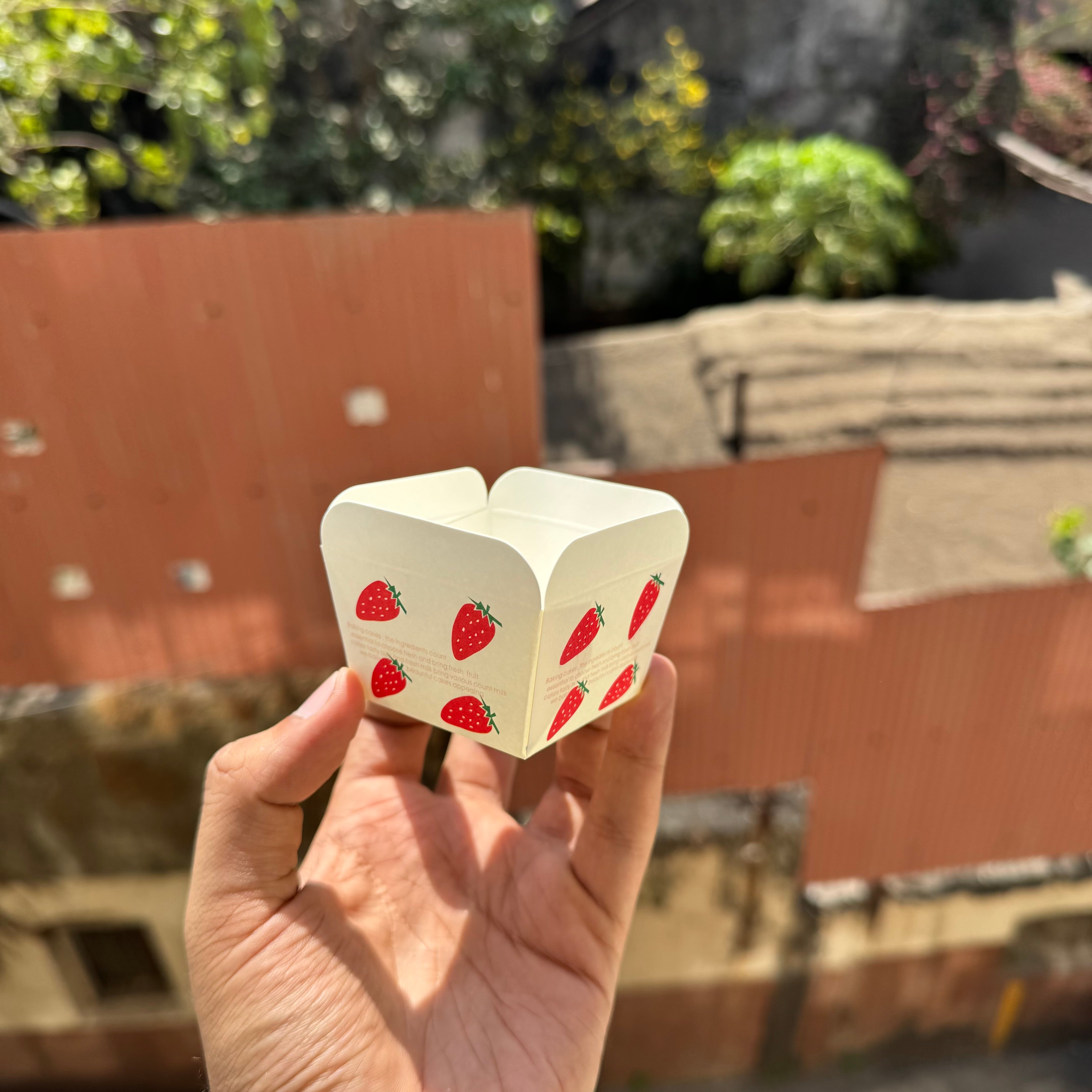 Square Muffin Ready To Bake And Serve Liner - Strawberry Print (50pcs)