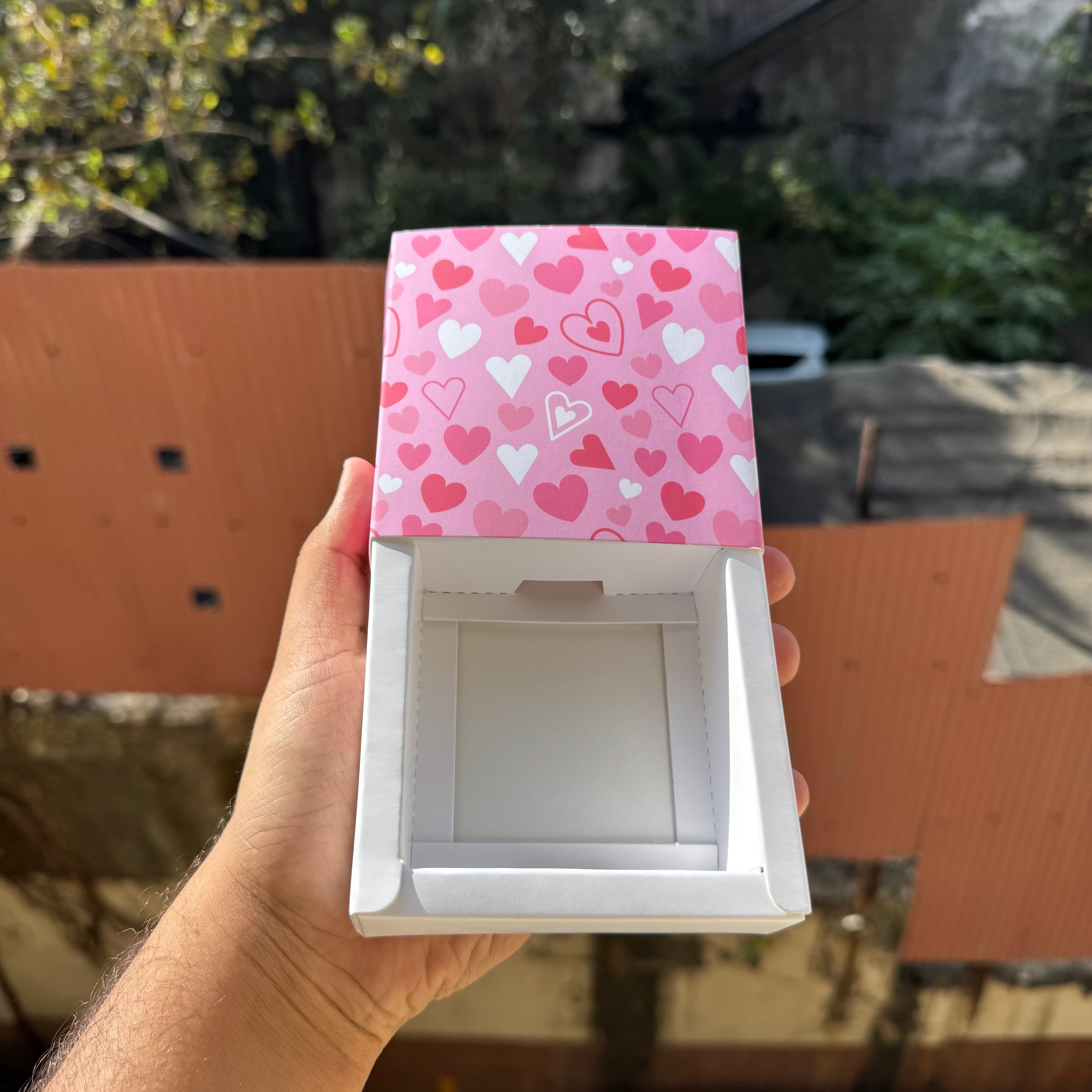 Valentine Premium Box For 1 Brownie / Candle and more (10pc)