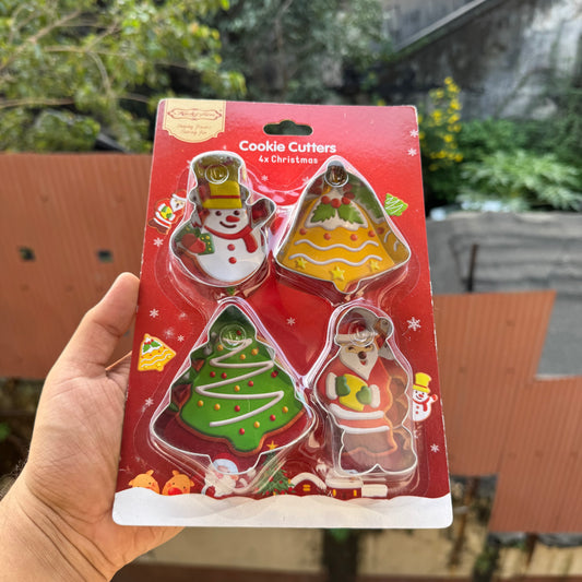 Christmas Cookie Cutter Tree WKV