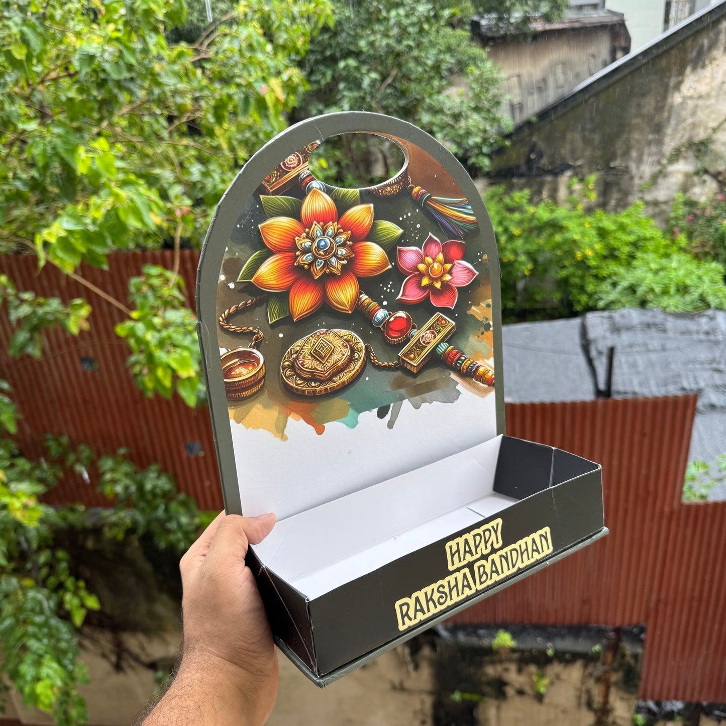 Collapsible Rakhi Hamper Stand