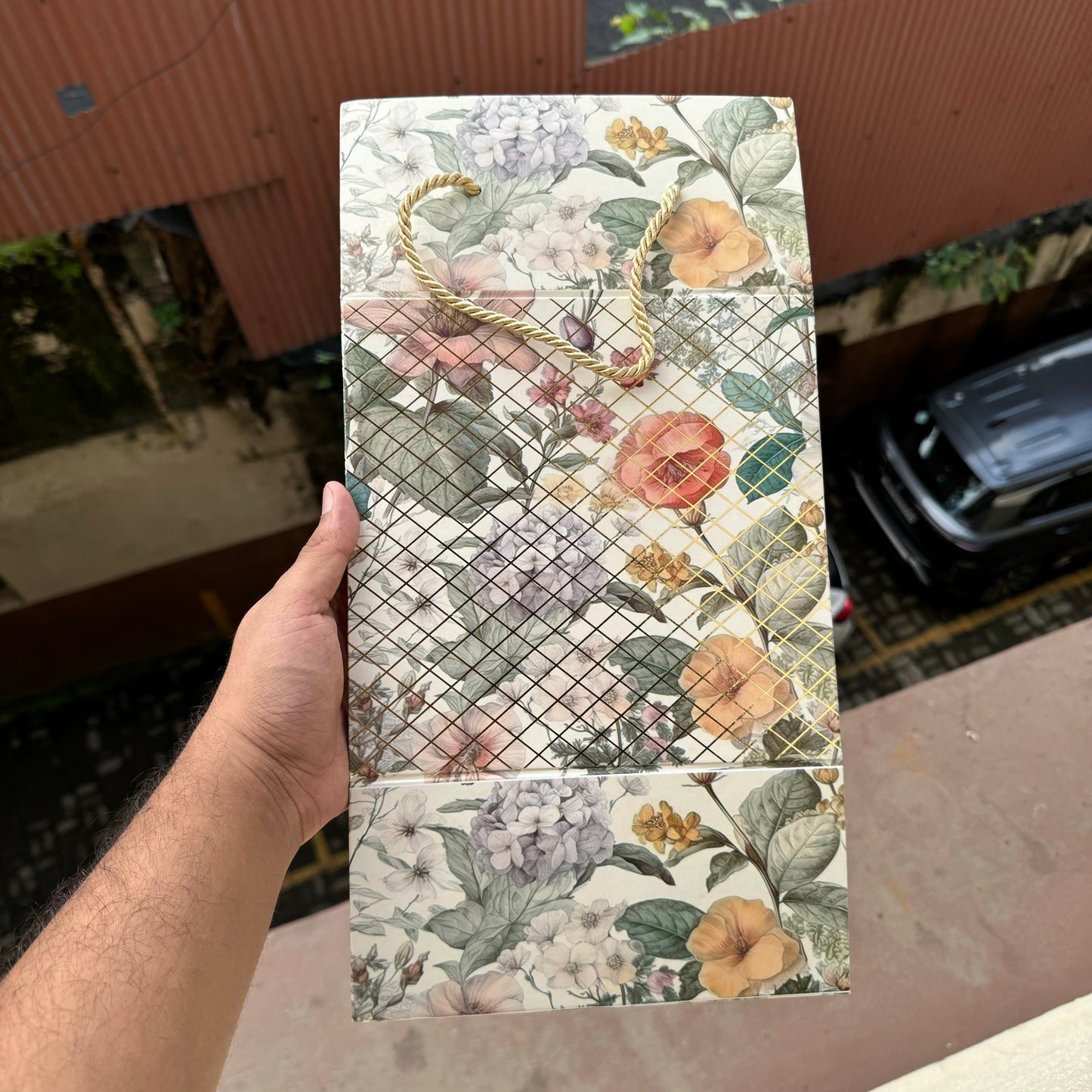 Collapsible Floral Handle Hamper Box