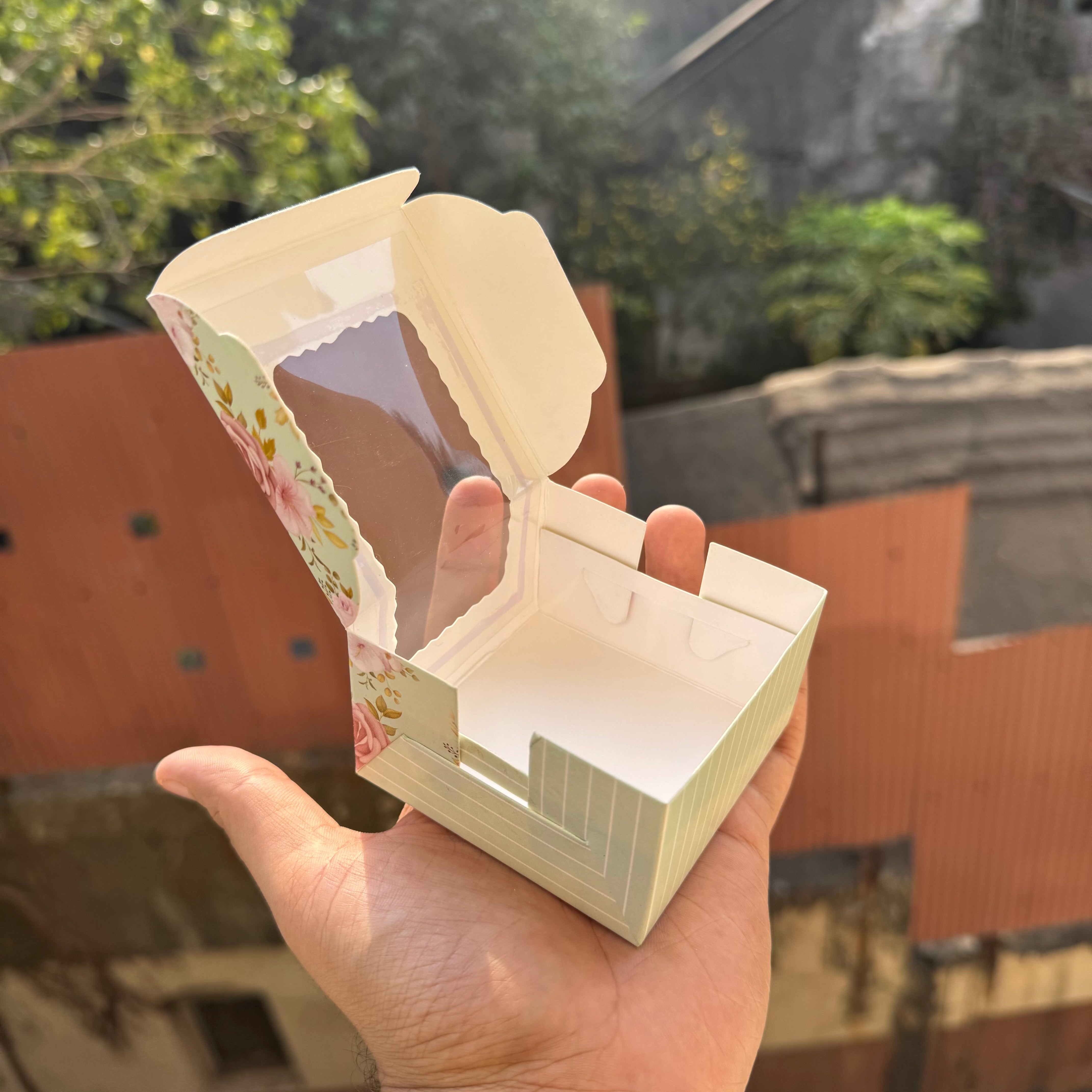 Floral Single Brownie Box (10pc) • Mint Green Bloom