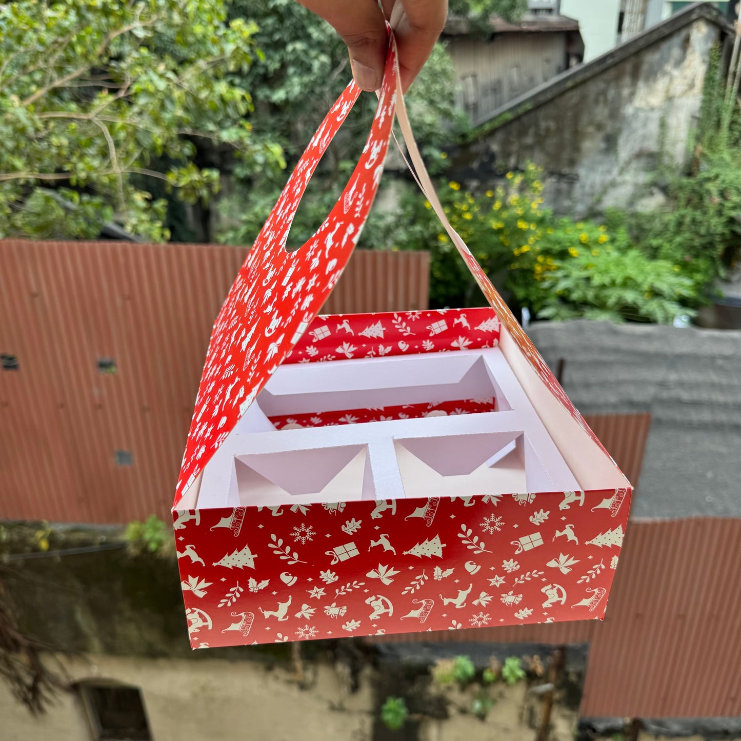 Christmas Hamper Box With Compartment And Handle (10pc)