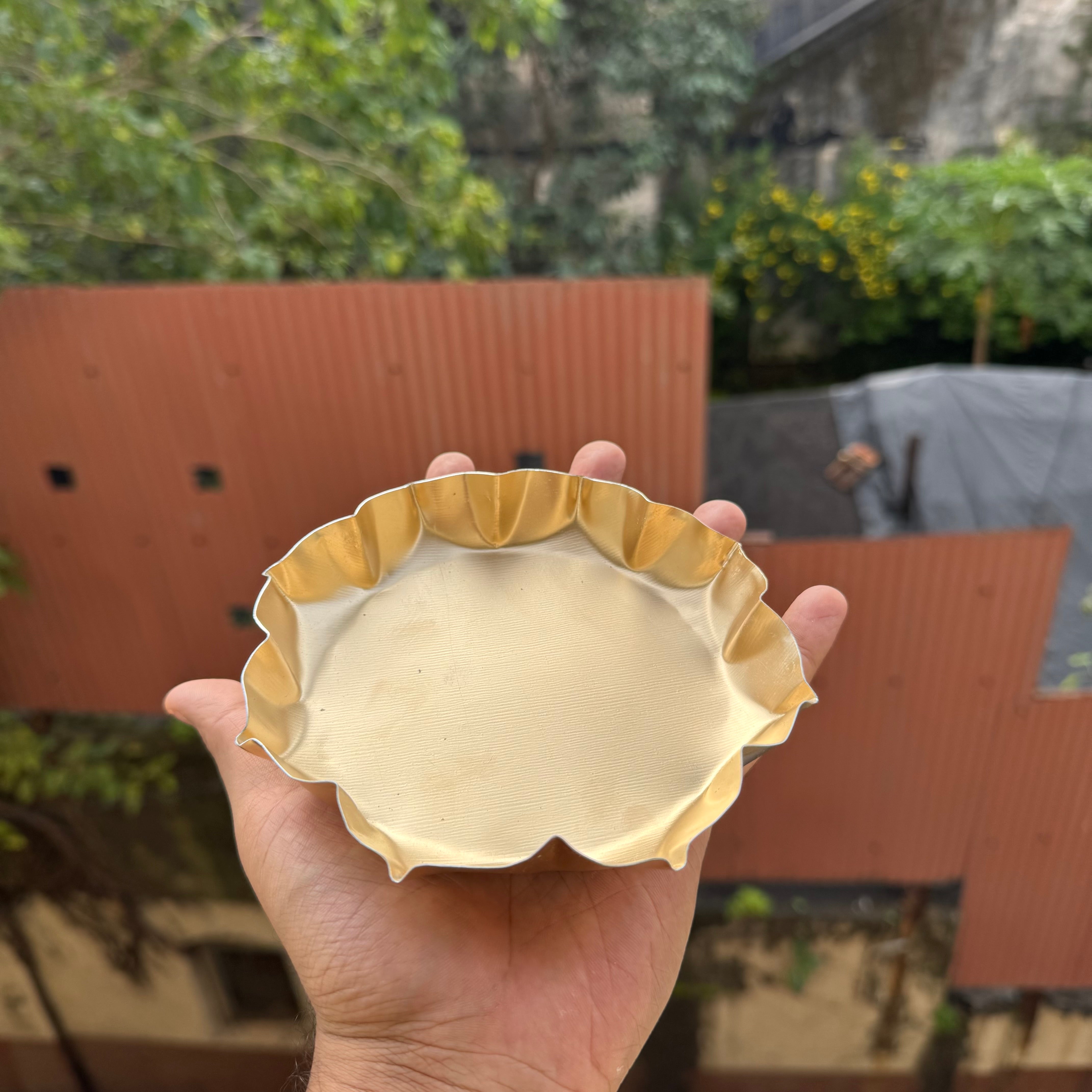 Lotus Urli 5.5” (5pc)
