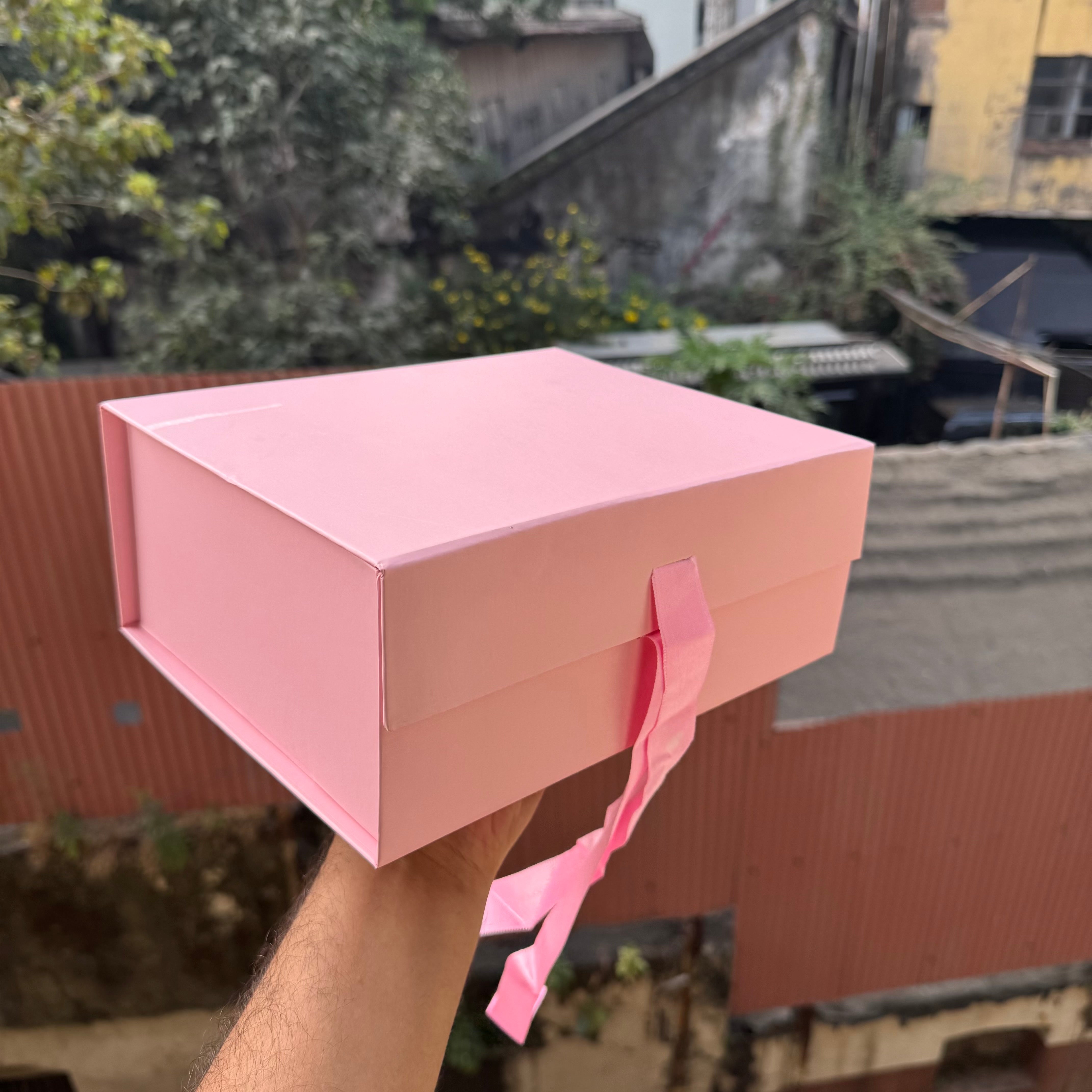 Collapsible Ribbon Trunk Hamper Box