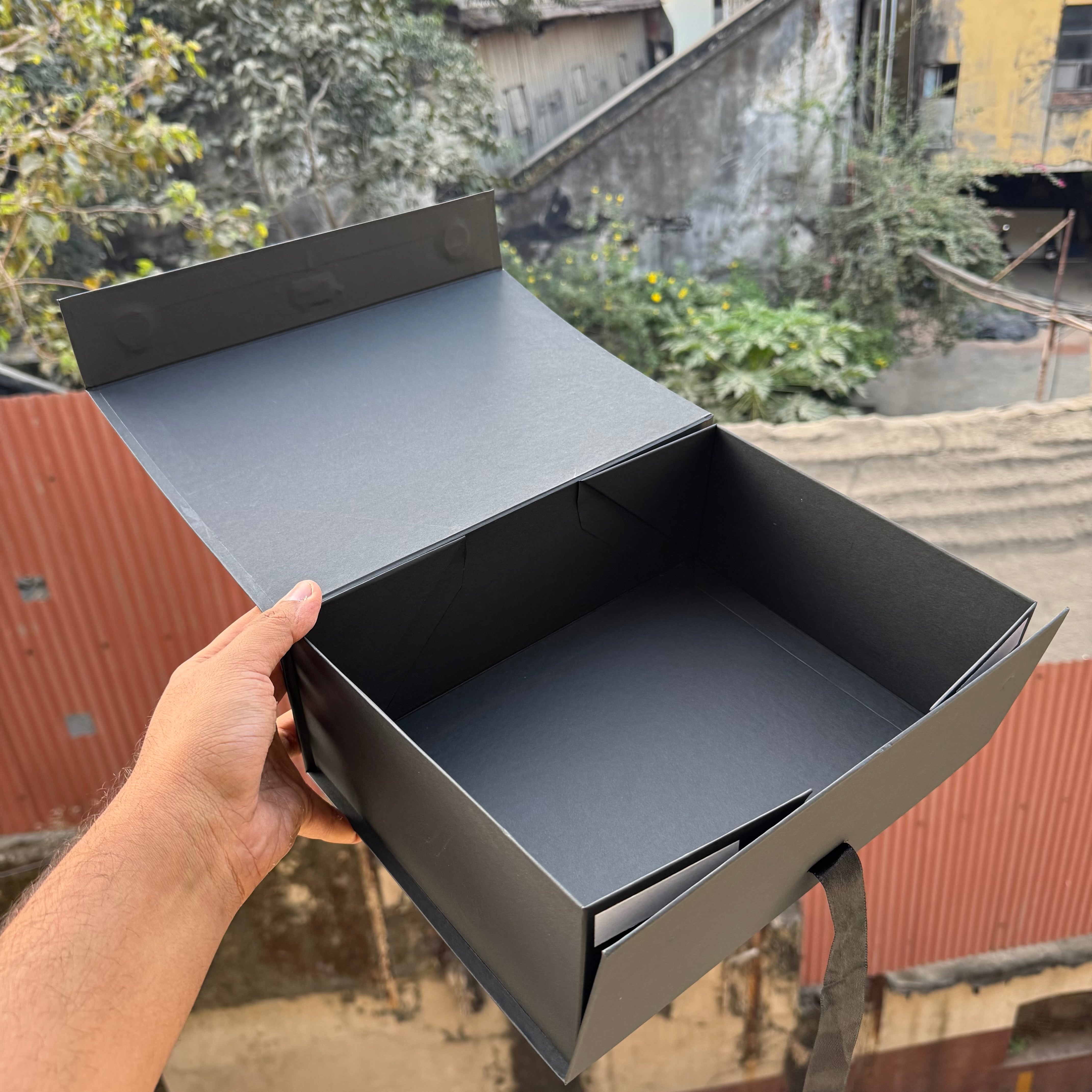 Collapsible Ribbon Trunk Hamper Box Black