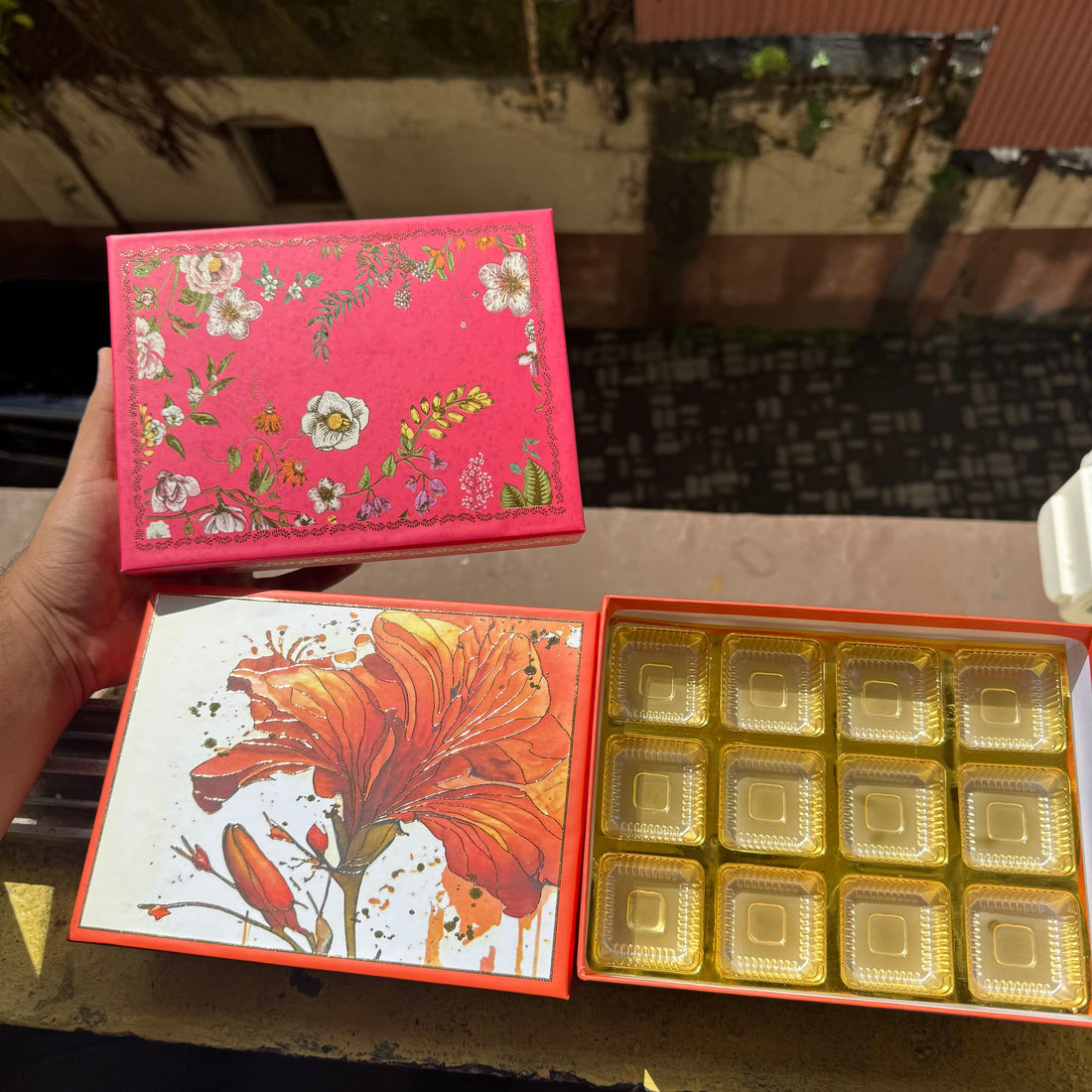 Rigid Top Bottom Box (12 cavity size) - 1pc | Kesari