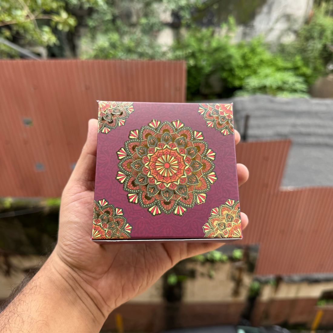 Kohinoor Collection 4Cavity Box For Chocolates / Brownies / Truffles / Candles and More with Gold Foiling Detailing (10pc) WITH Cavity