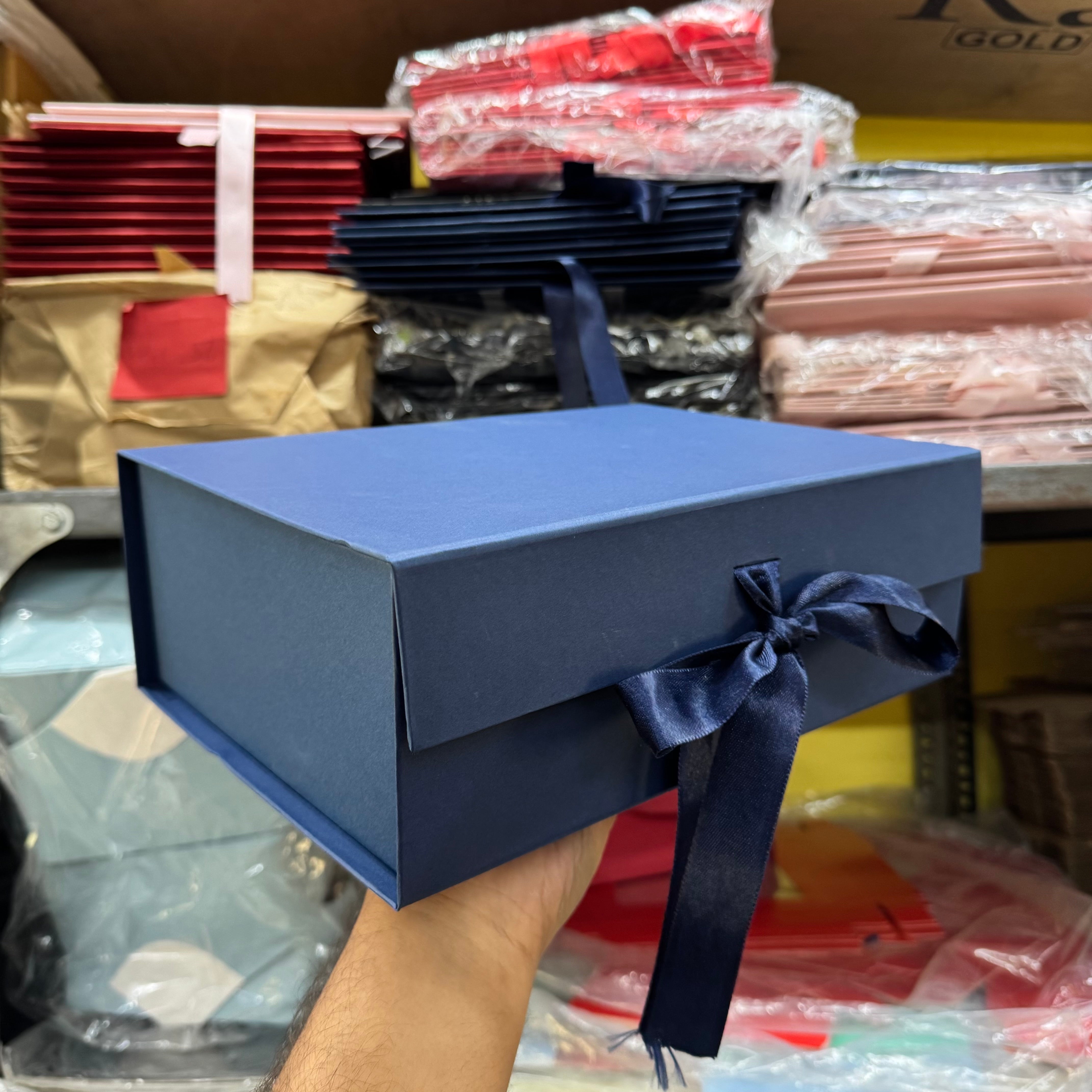 Collapsible Ribbon Trunk Hamper Box