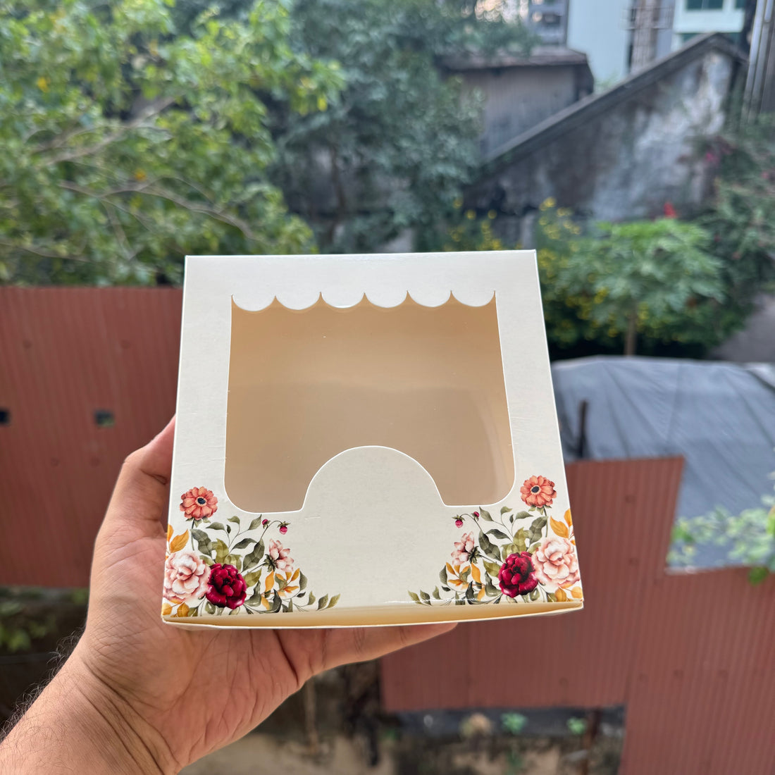 Vintage Floral Box |For 4 Brownies | White ~ (10pc)