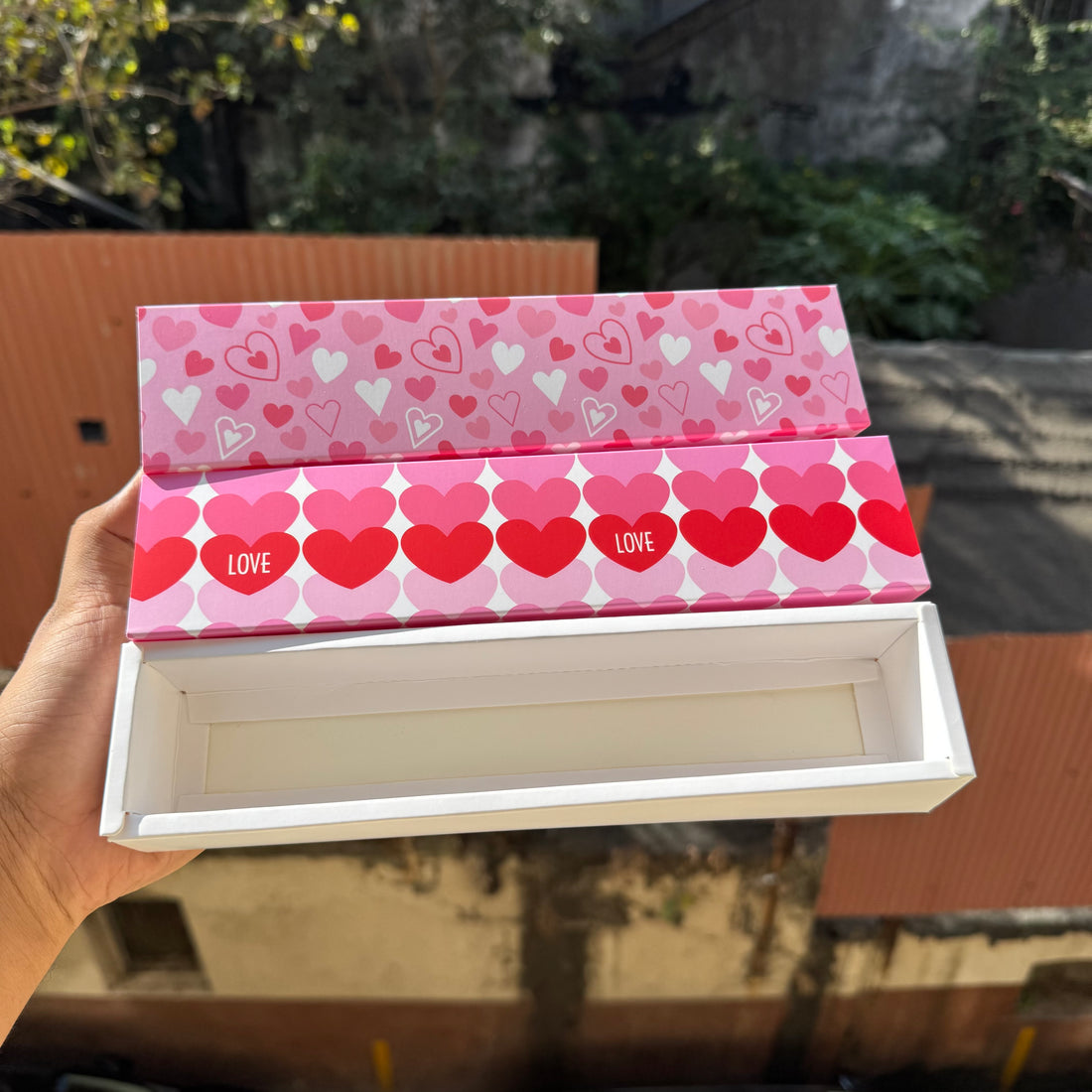 Valentine Premium Box 6 Mini Brownies , Candles , Macaroon and more (10pc)