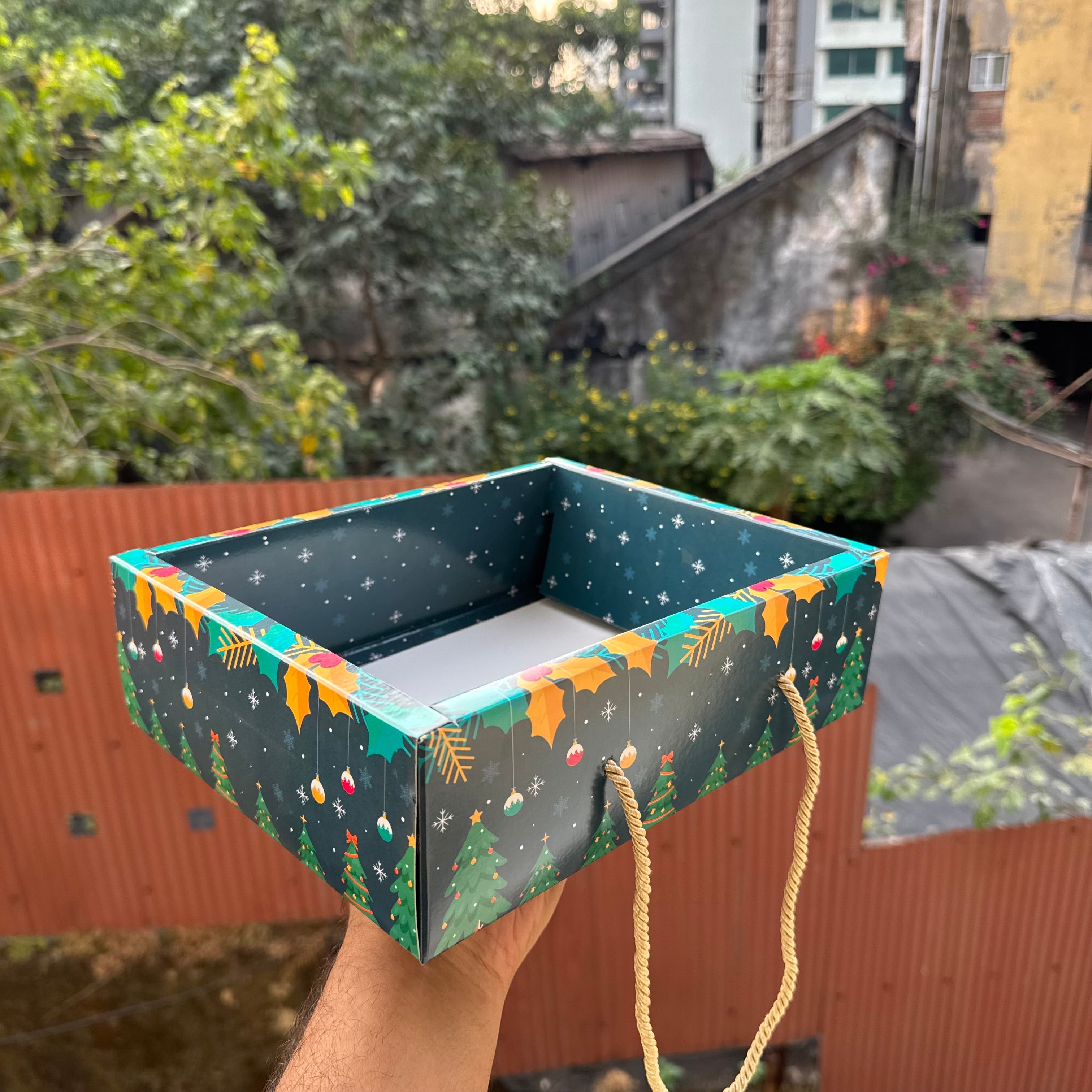 Christmas Hamper Box With Lid & String | Green (10pc)