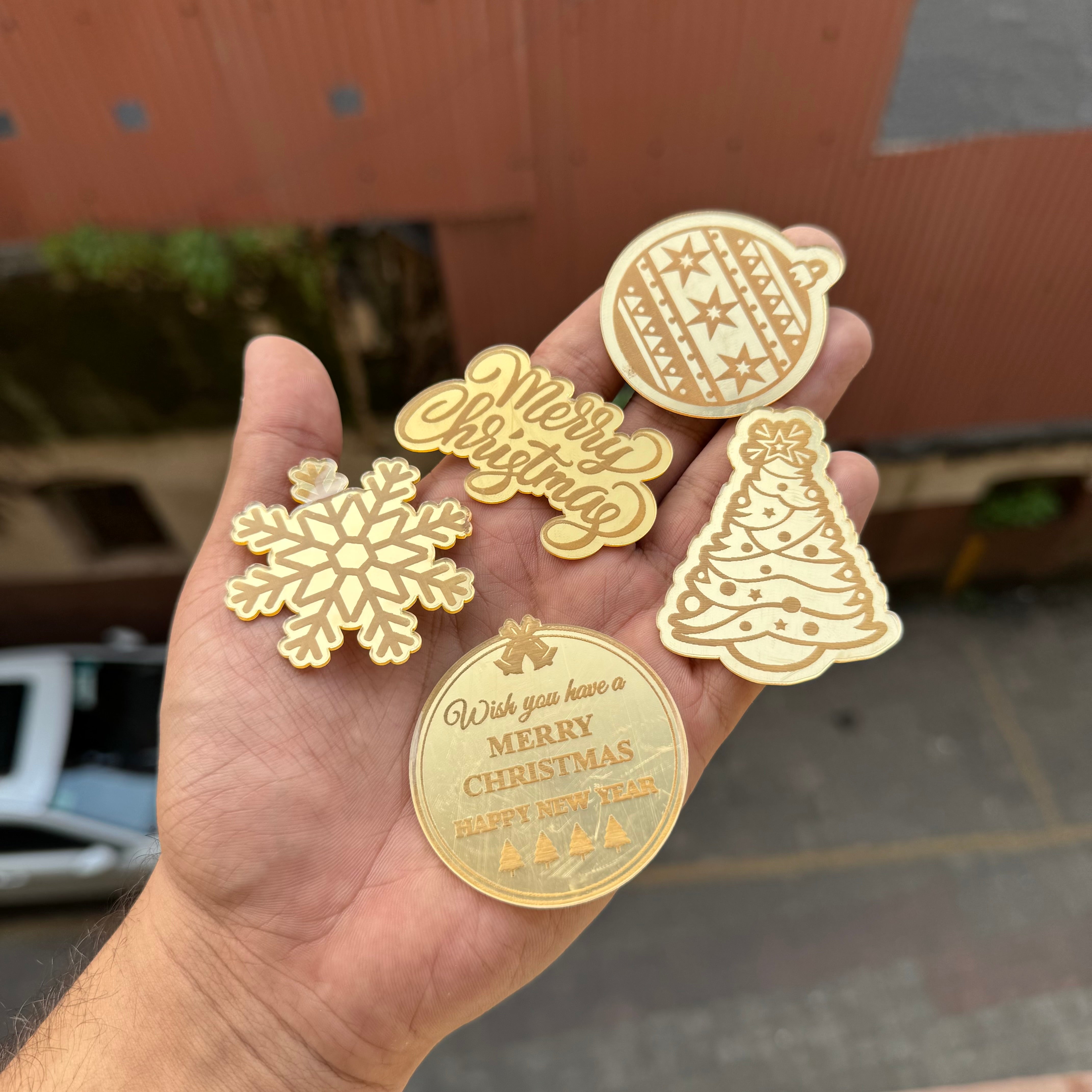 Christmas Acrylic Coins (5pc)