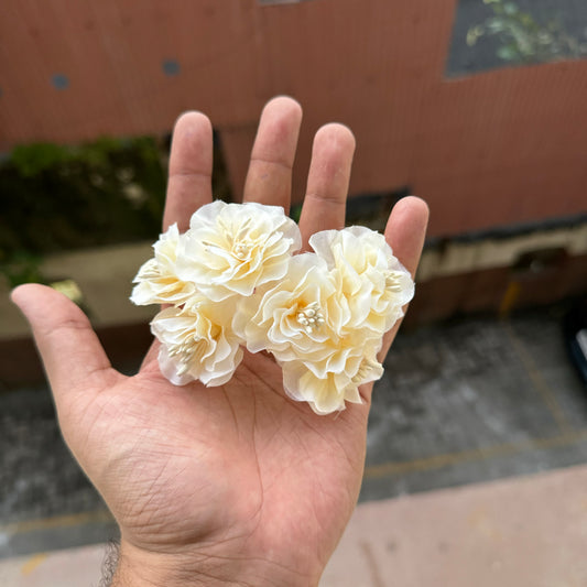 Emily Peony Off White