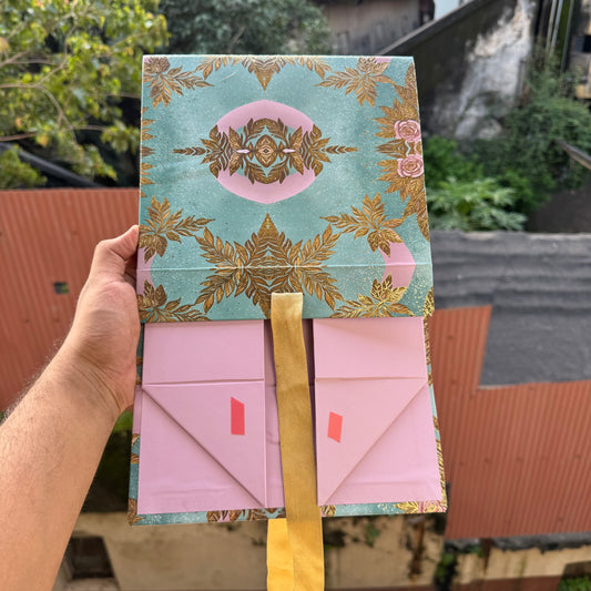 Festive Print Collapsible Ribbon Trunk Box