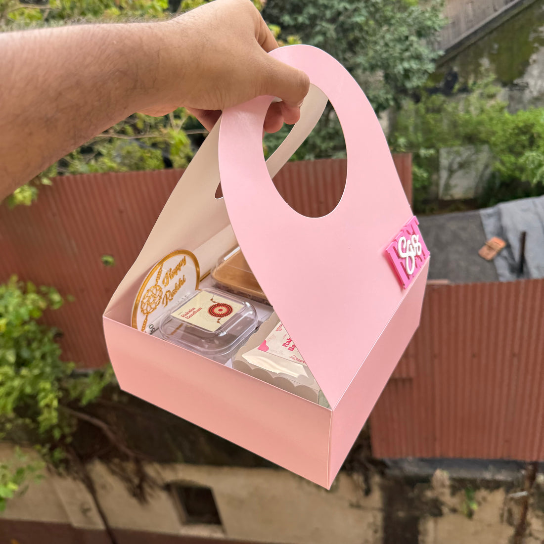 Rakhi Sample Hamper - Shop The Look (Sister)
