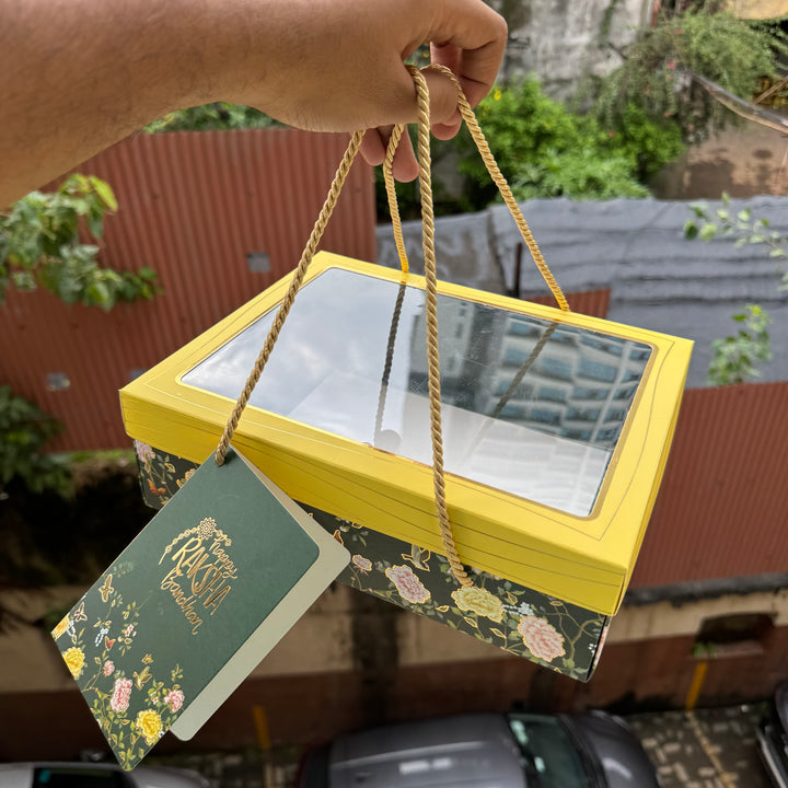 Rakhi Emerald Green Foiled Hamper Box With String and Card (10pc)