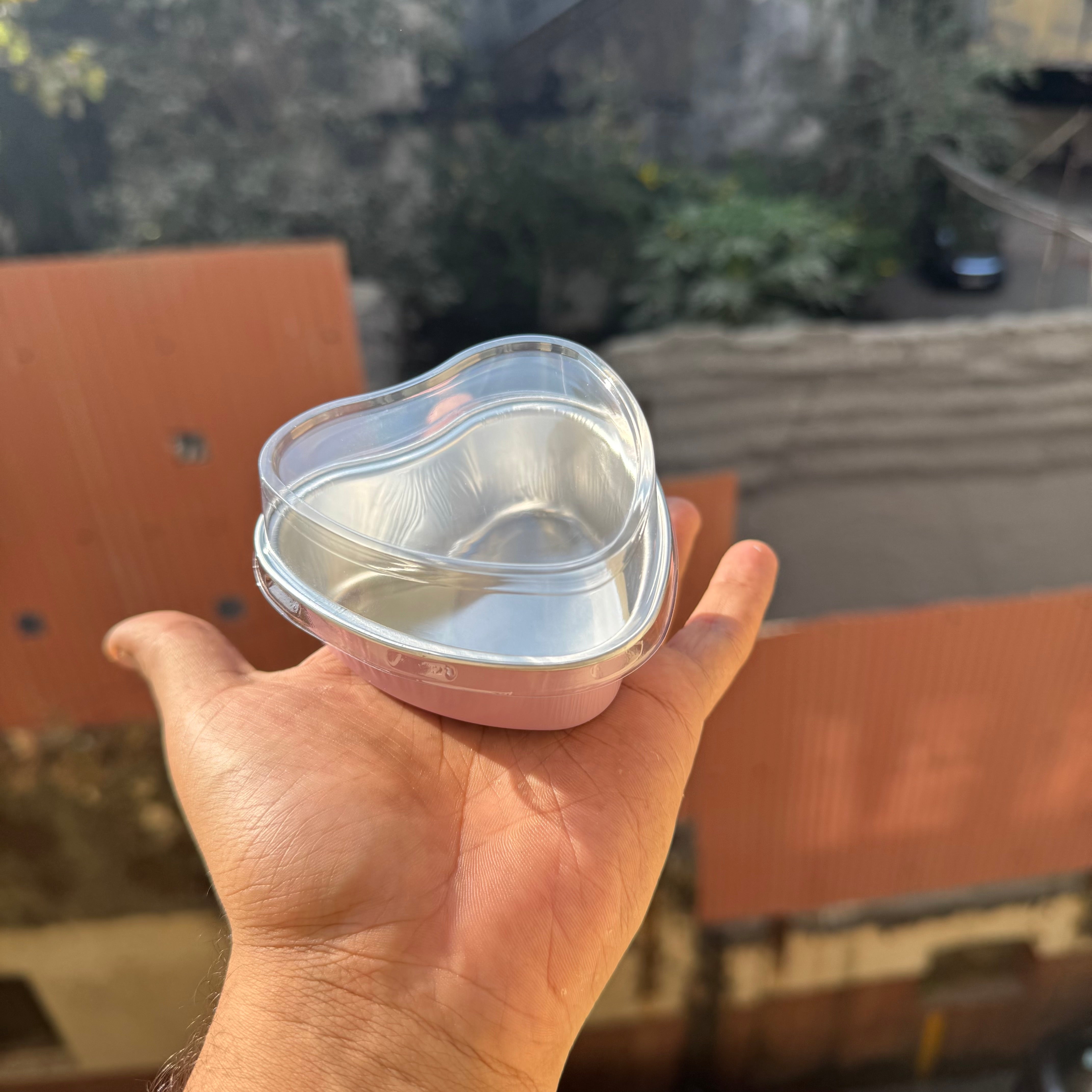 Heart Foil Container With Lid (10pc)