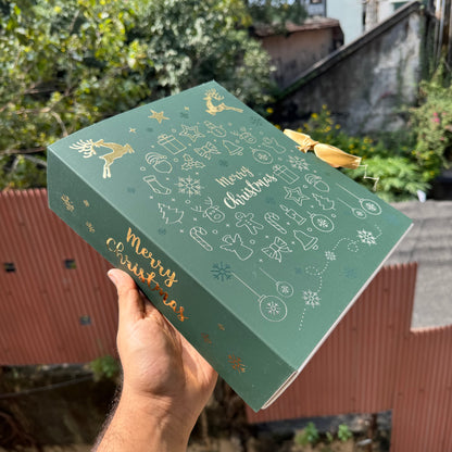 Merry Christmas Foil Hamper Box (10 pc)