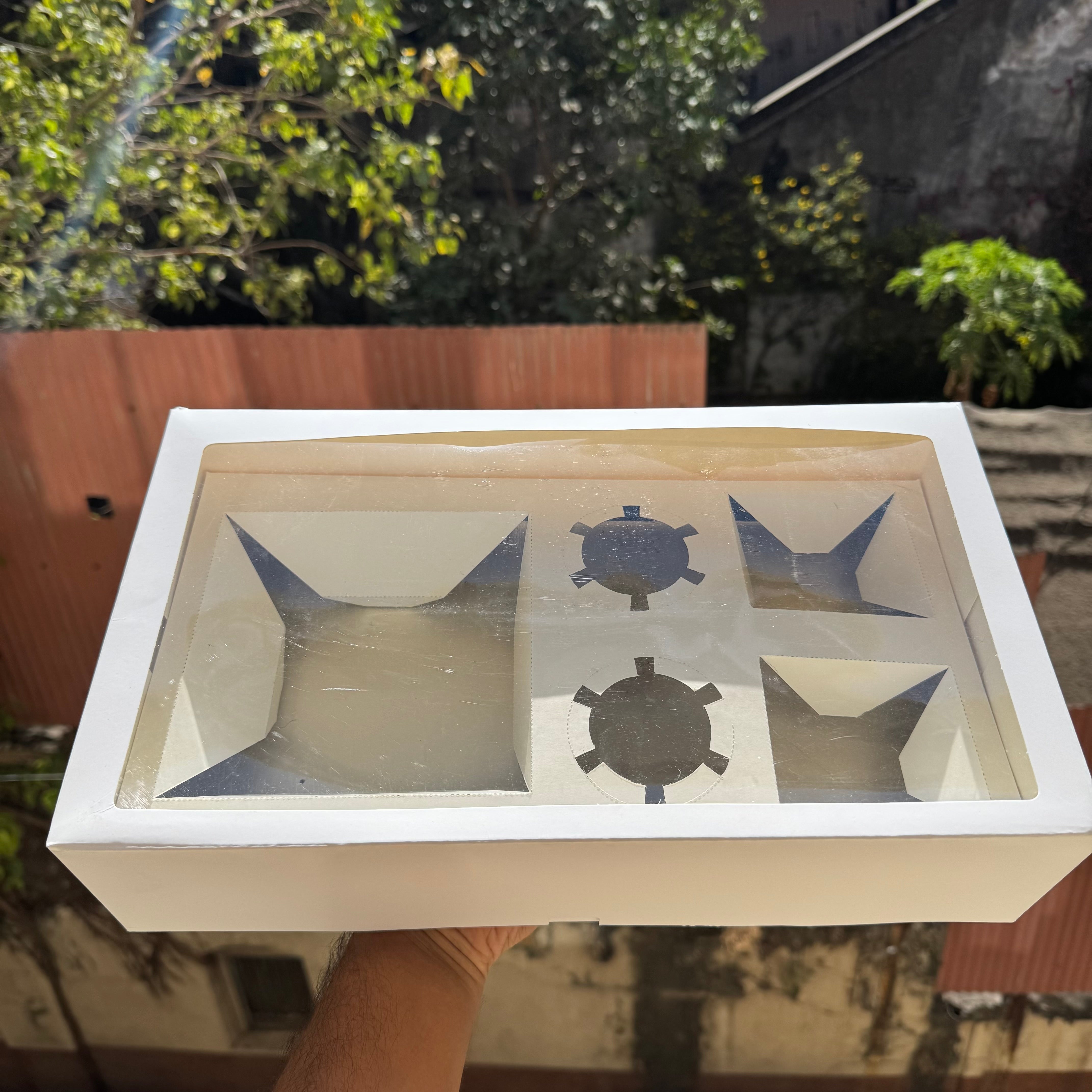 Pre made compartment hamper box  (1pc)