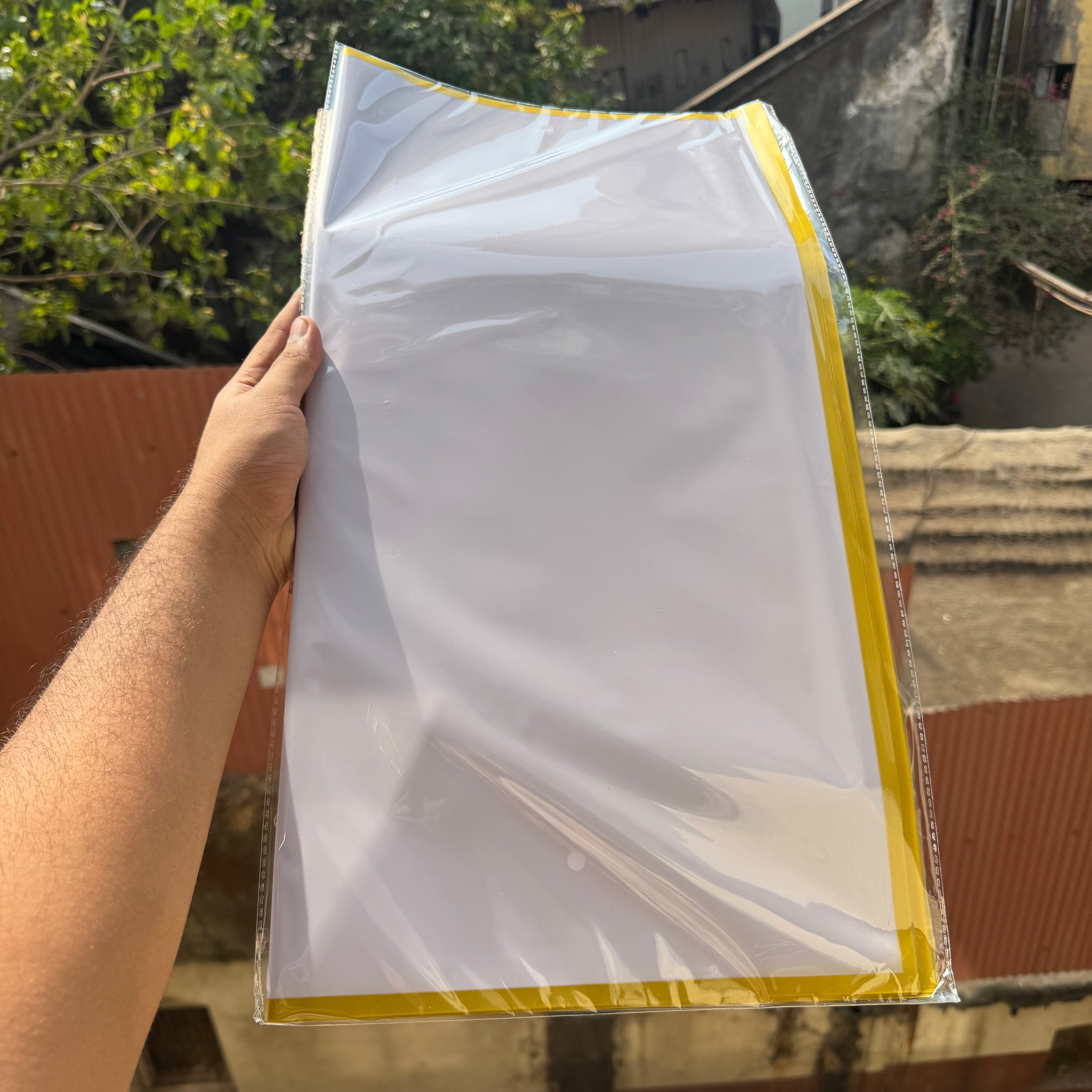 Bouquet Wrapping Sheet - Gold Border - Lilac (20 sheets)