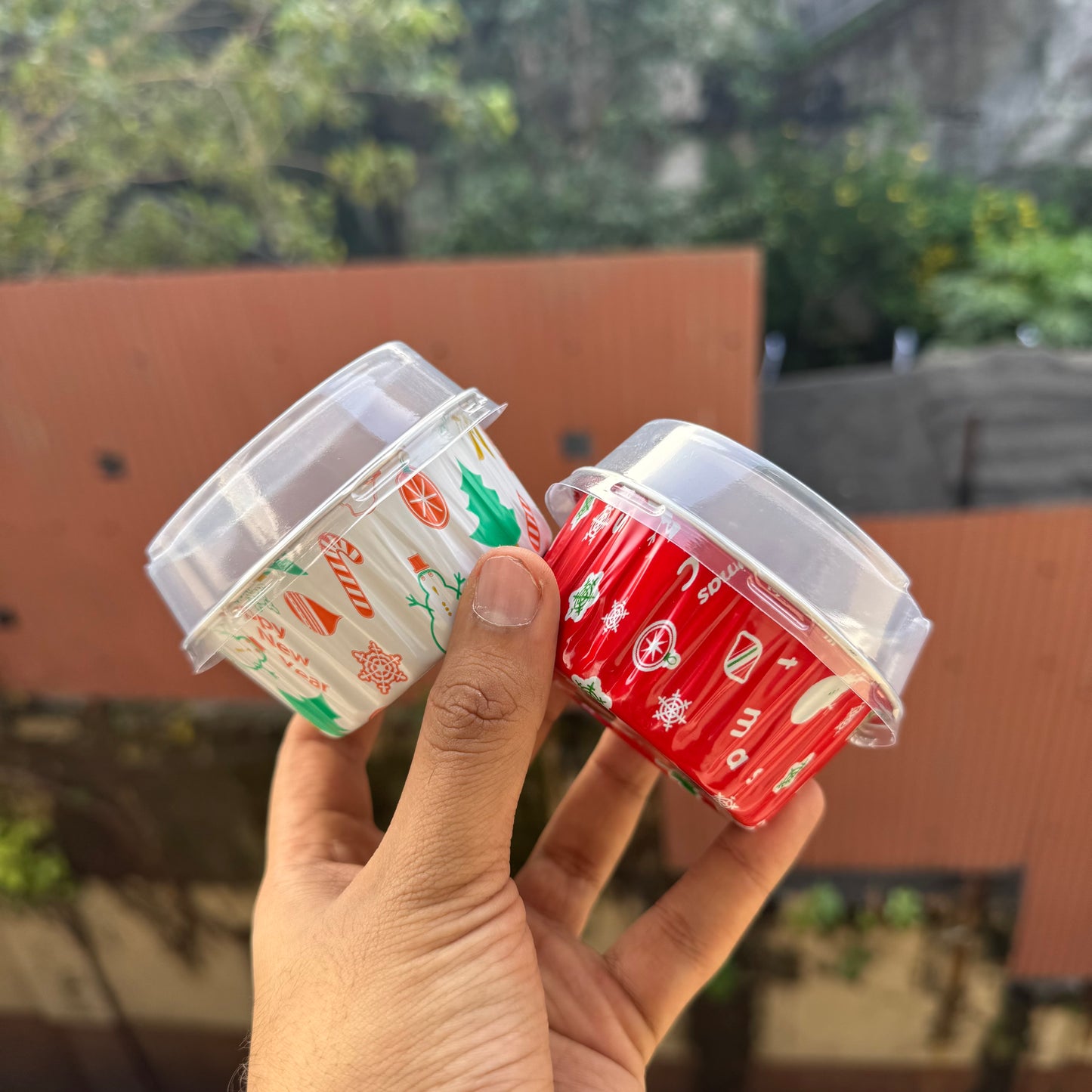 Christmas Foil Bakeable Round Cups with Lid (10pc)