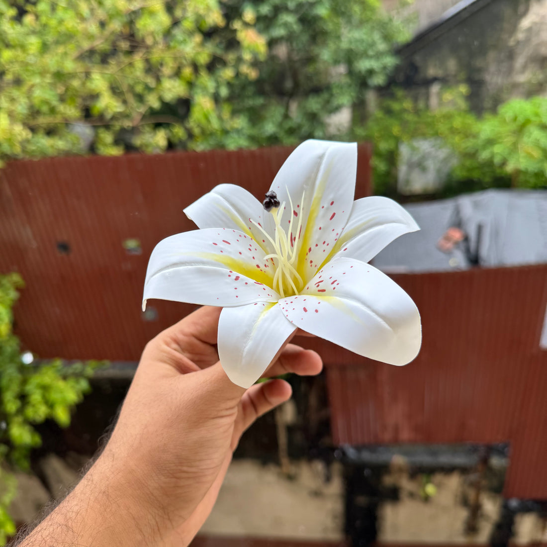 Artificial Lily Flower 1pc White