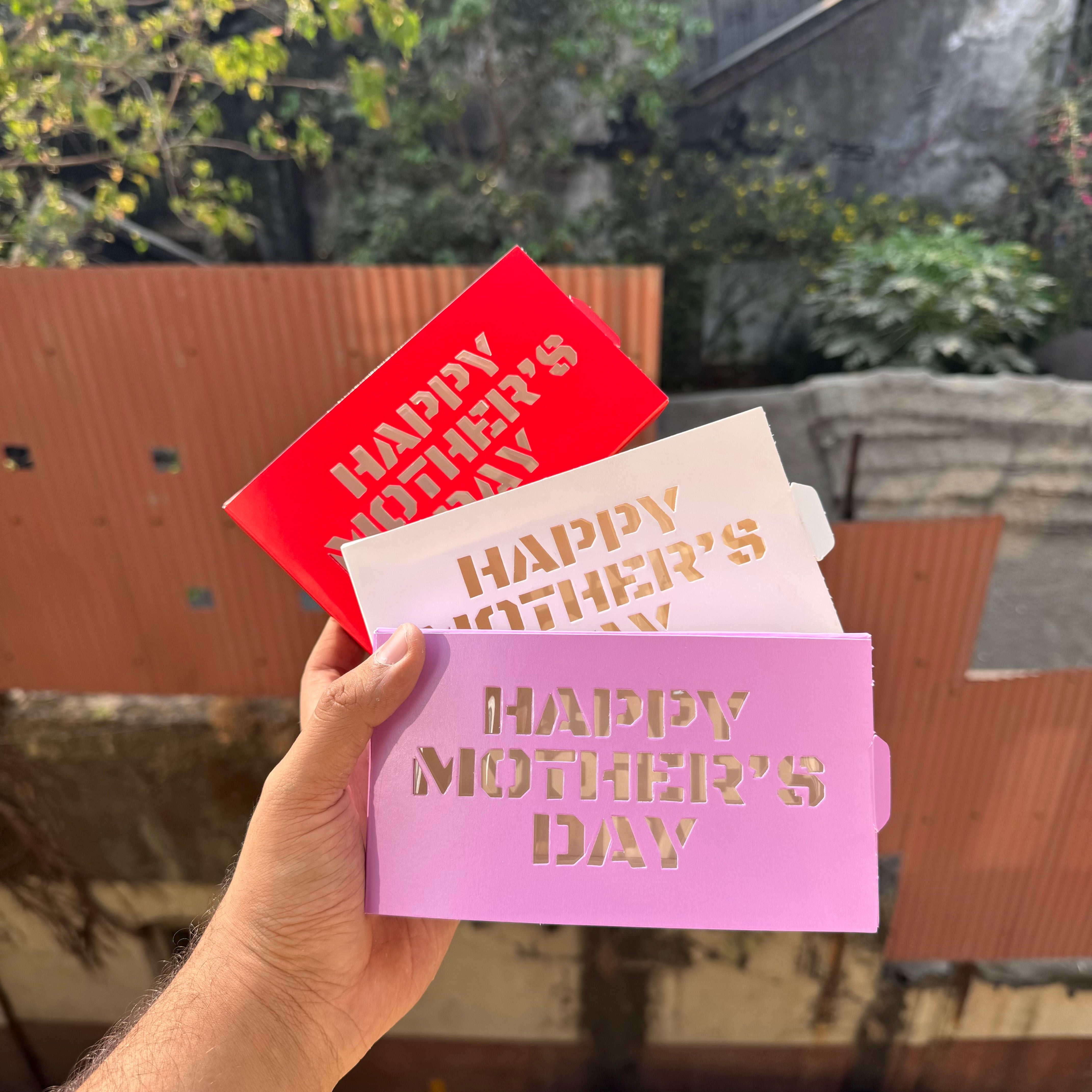 Red Mother’s Day Bar Box (10pc)