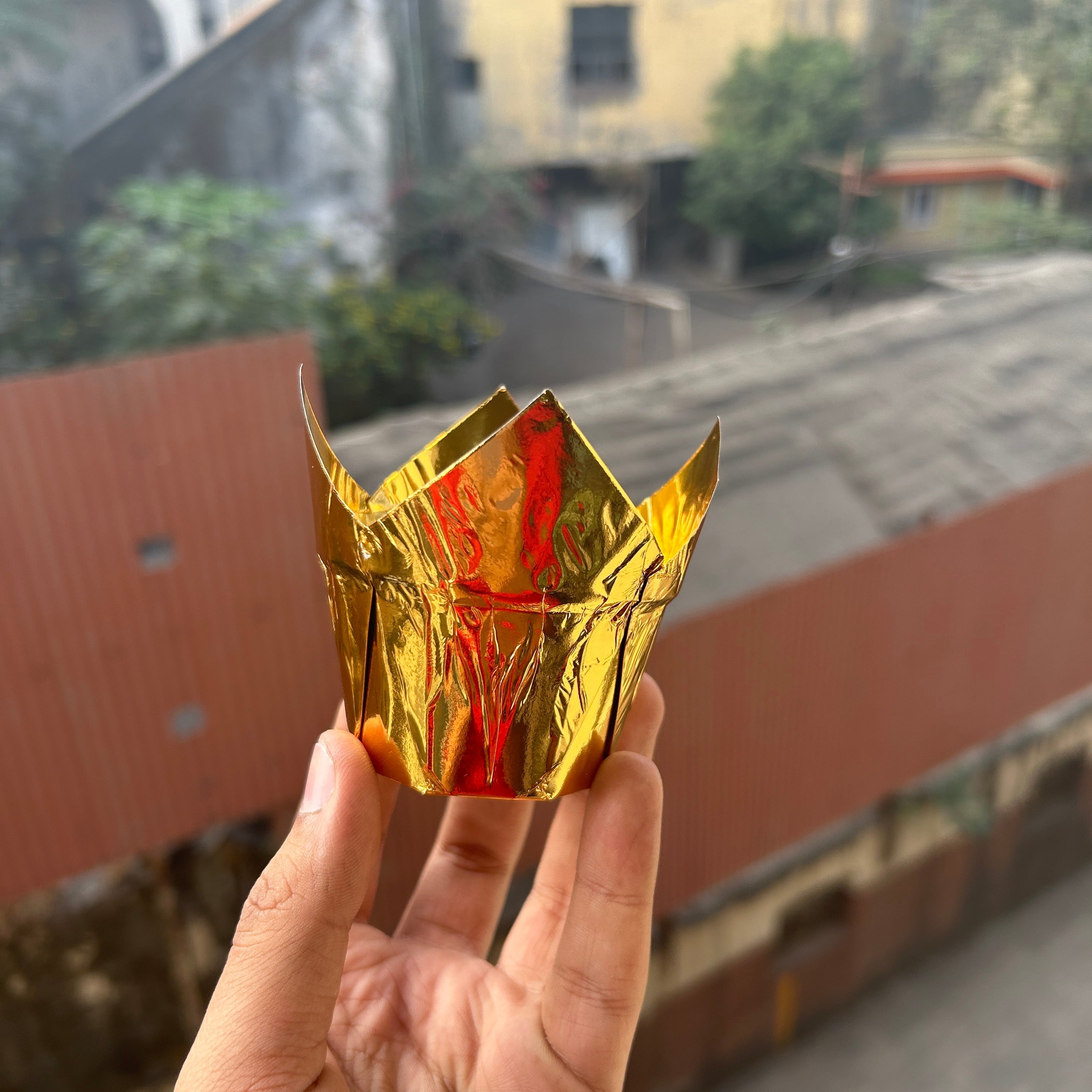 Gold Tulip Liner Metallic 50pcs Pack