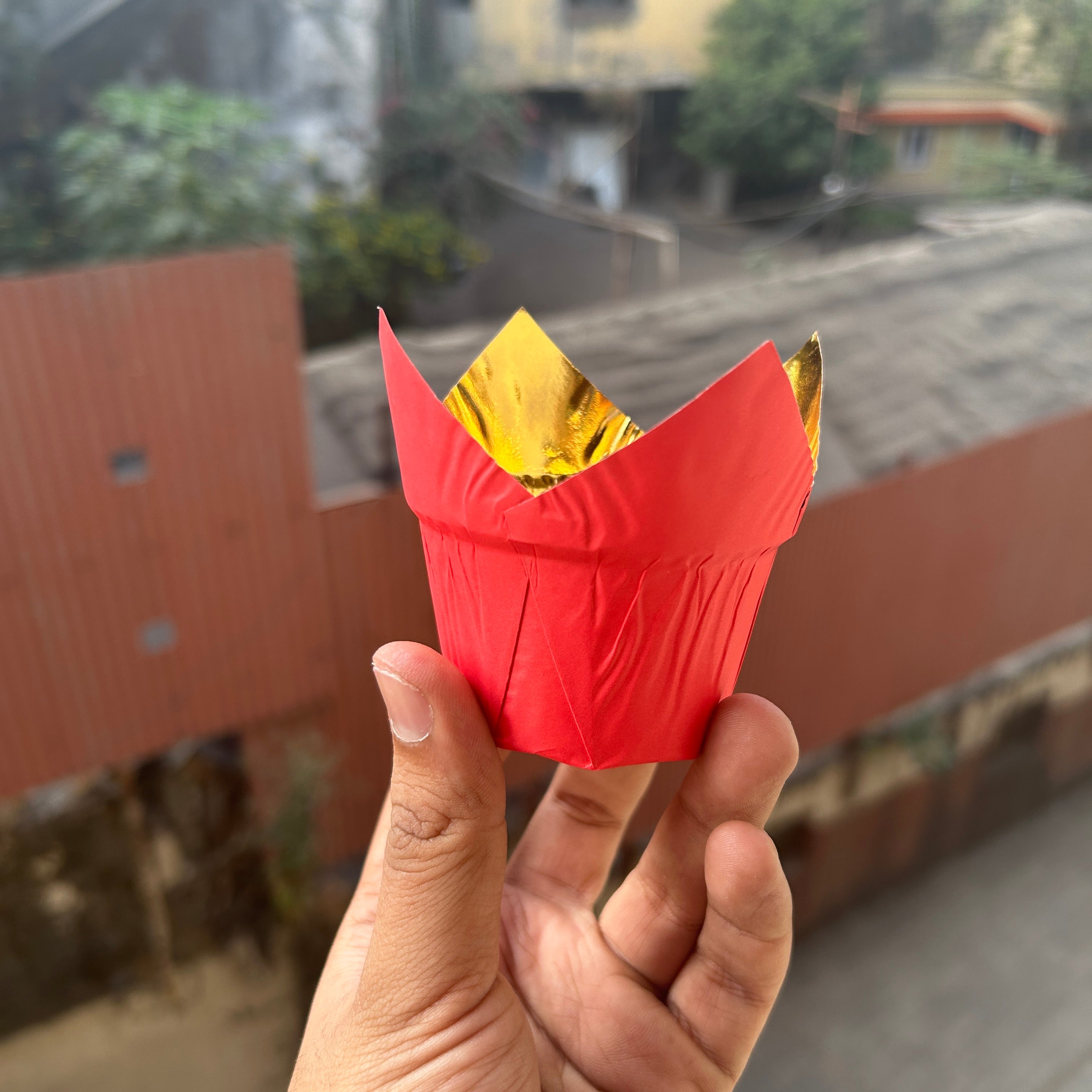 Brown Tulip Liner Metallic 50pcs Pack