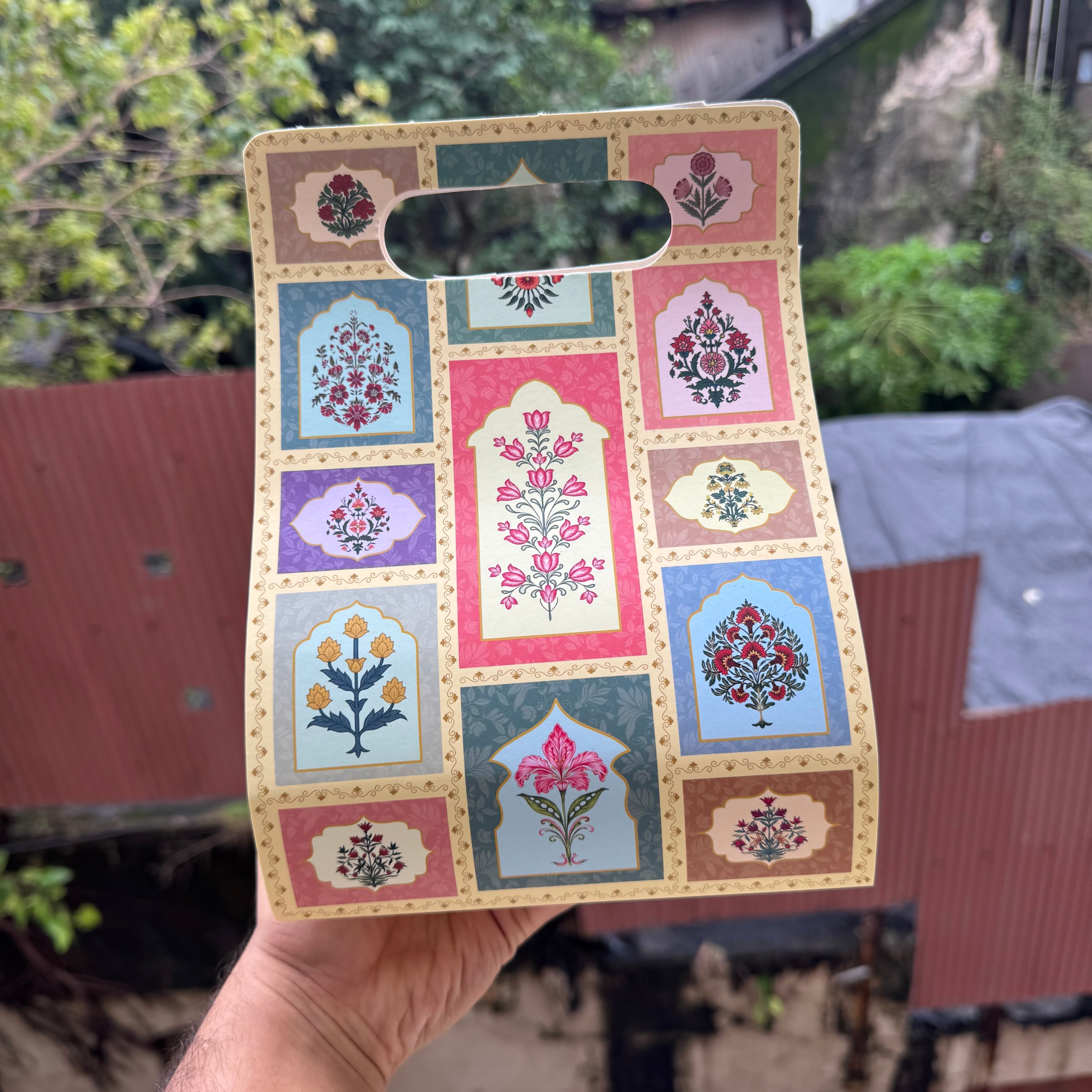 Festive Dream Tin Holder Premium Quality 1pc - Arife.Aesthetics