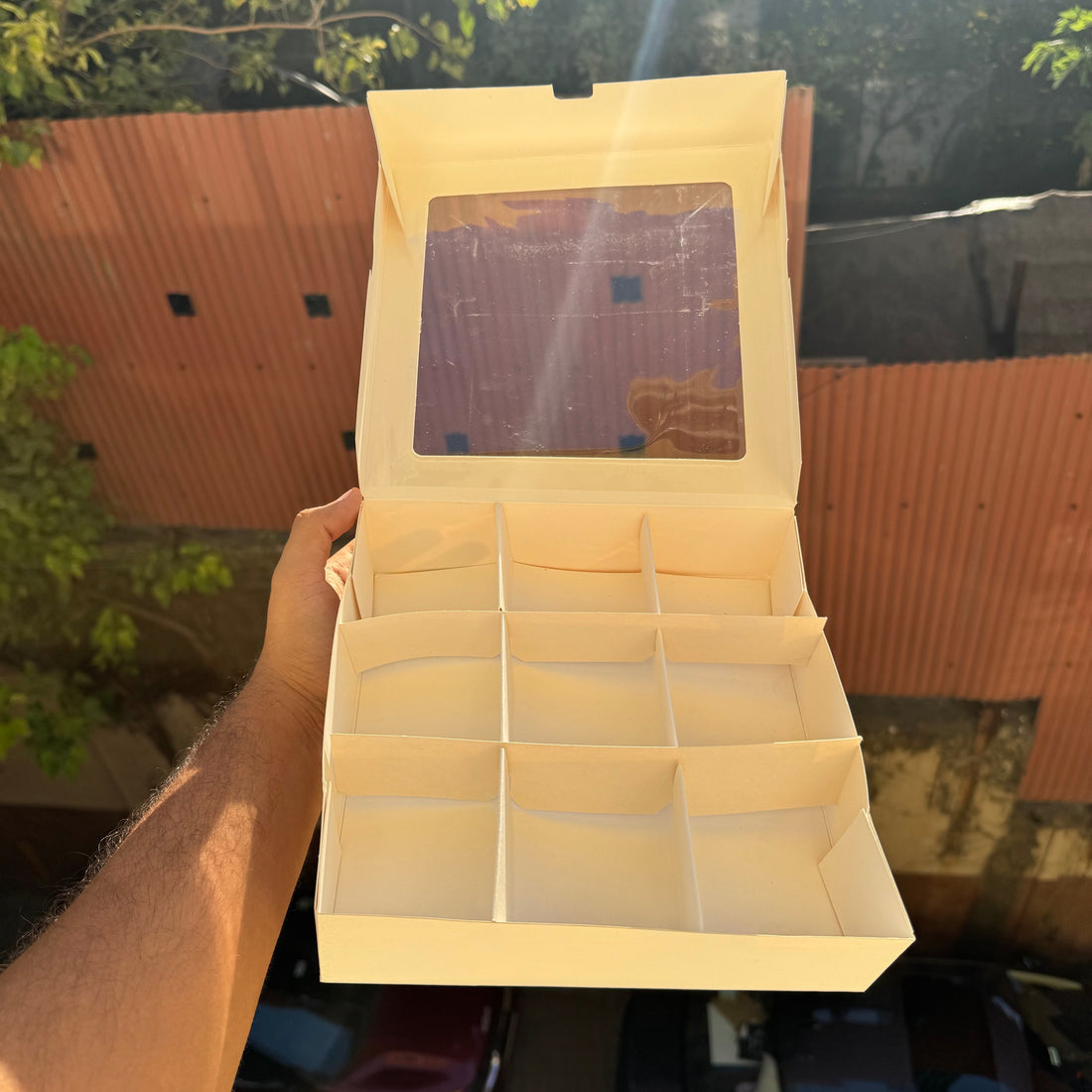 Pre Made 9 Brownie Partition Box (10pc) - Arife.Aesthetics