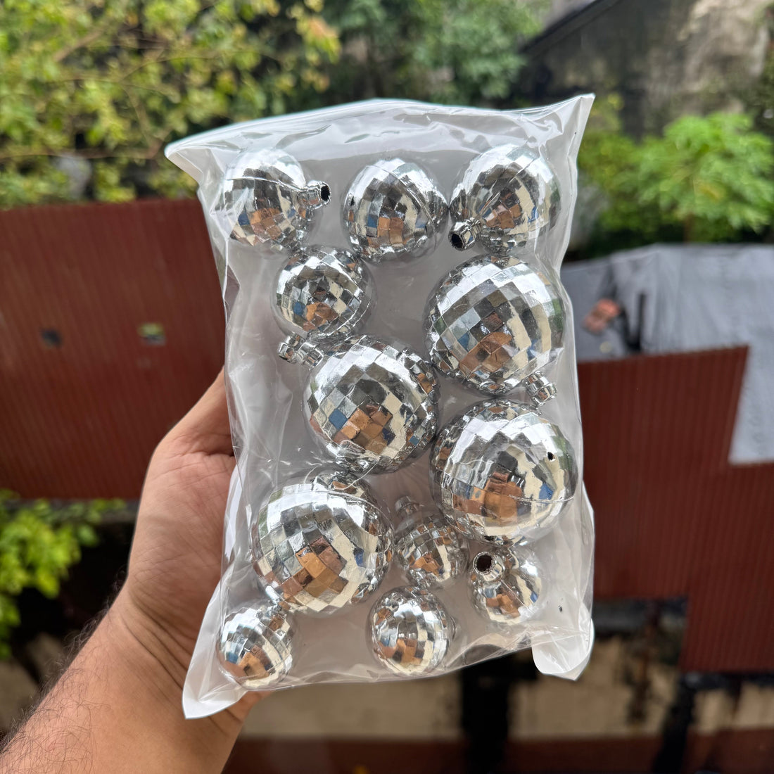 Silver Faux Disco Balls Topper - Arife.Aesthetics