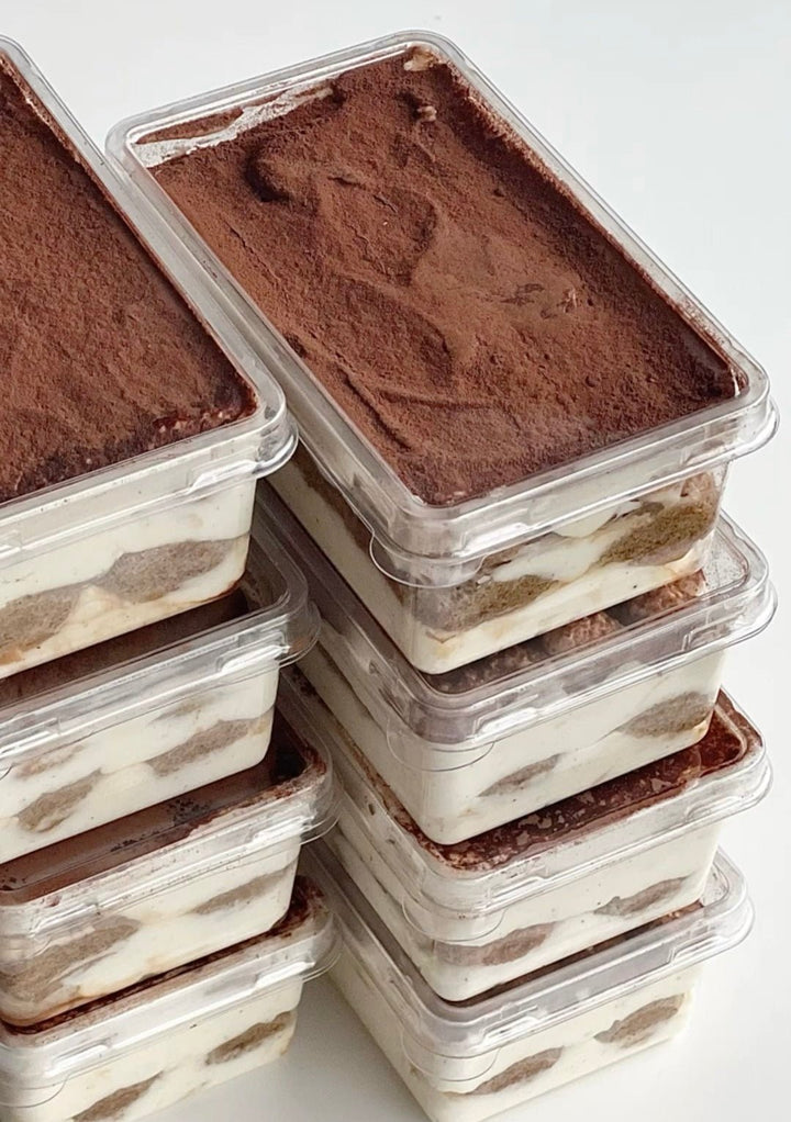 Trending Tiramisu Rectangle PVC PET Tub (10pc) - Arife.Aesthetics
