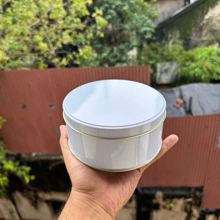 White Dream Tin New - Arife.Aesthetics